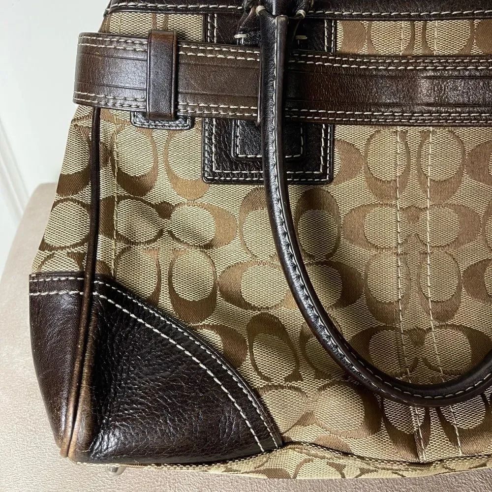 Coach Handbag purse - Picture 9 of 10